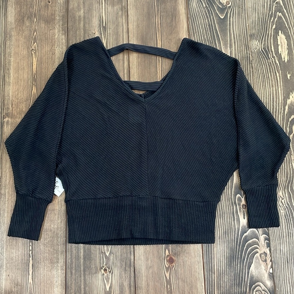 🌟Host Pick🌟Women’s Black Double V Top - Picture 2 of 4